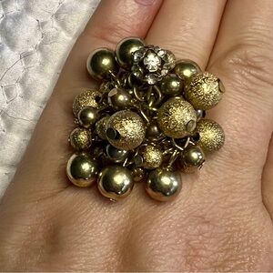 Vintage Beaded Cocktail Ring Gold tone. Flexible band.